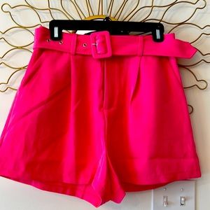 Flying Tomato belted shorts with pleats. Size medium.